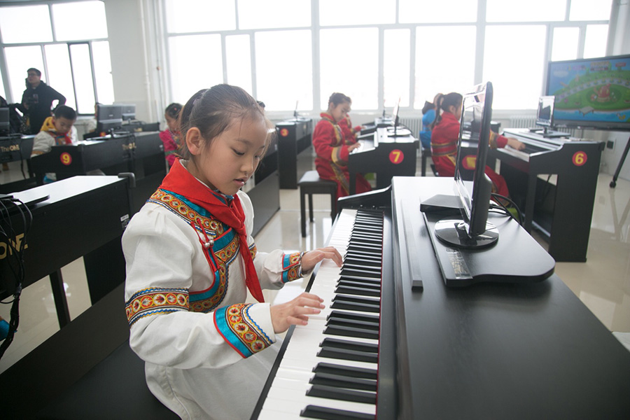 内蒙古包头市石拐区蒙古族小学